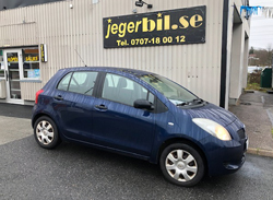 Toyota_Auris_1.6-2008
